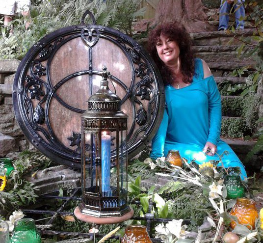 Morgana West and the Glastonbury Unity Candle at Chalice Well